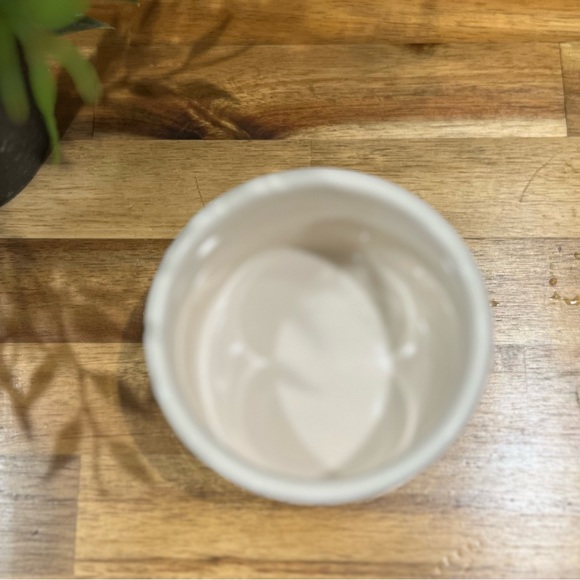 RAE DUNN “GUAC” Artisan Collection Bowl - Picture 4 of 4